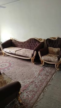 كنب • للبيع