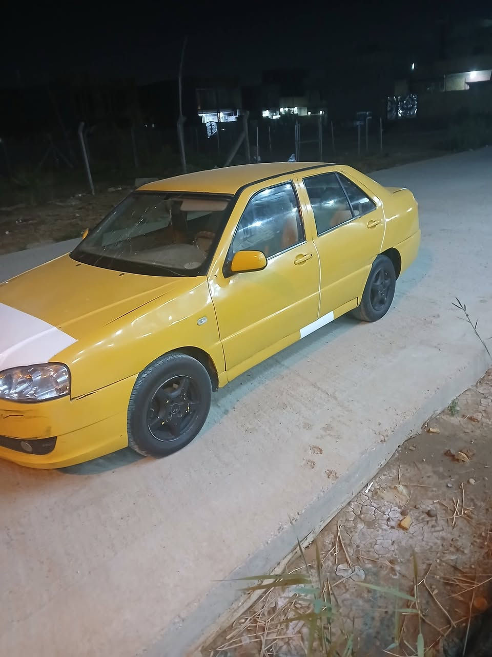 شيري 2010 مصفره هيه وغرامات رقم واسط محوره كير مكينه كورله حداديه تخم تاير  سعر 26 ‎
‎0774 832 5521
