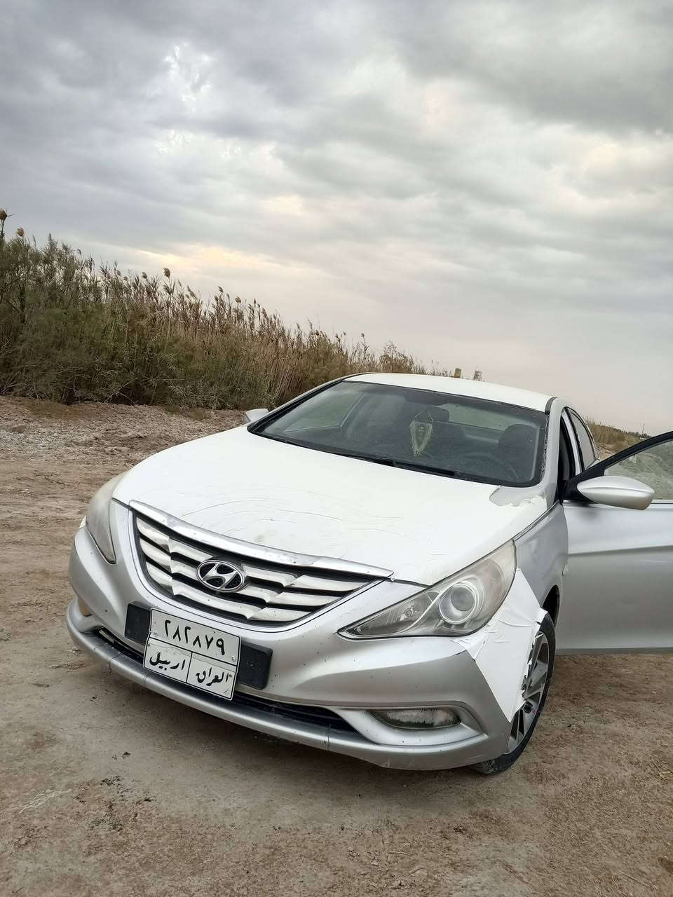 السلام عليكم
سوناتا للبيع موديل ١٣ 
غاز واحد 
كصة جنطة 
مكان النجف الاشرف 
***********
