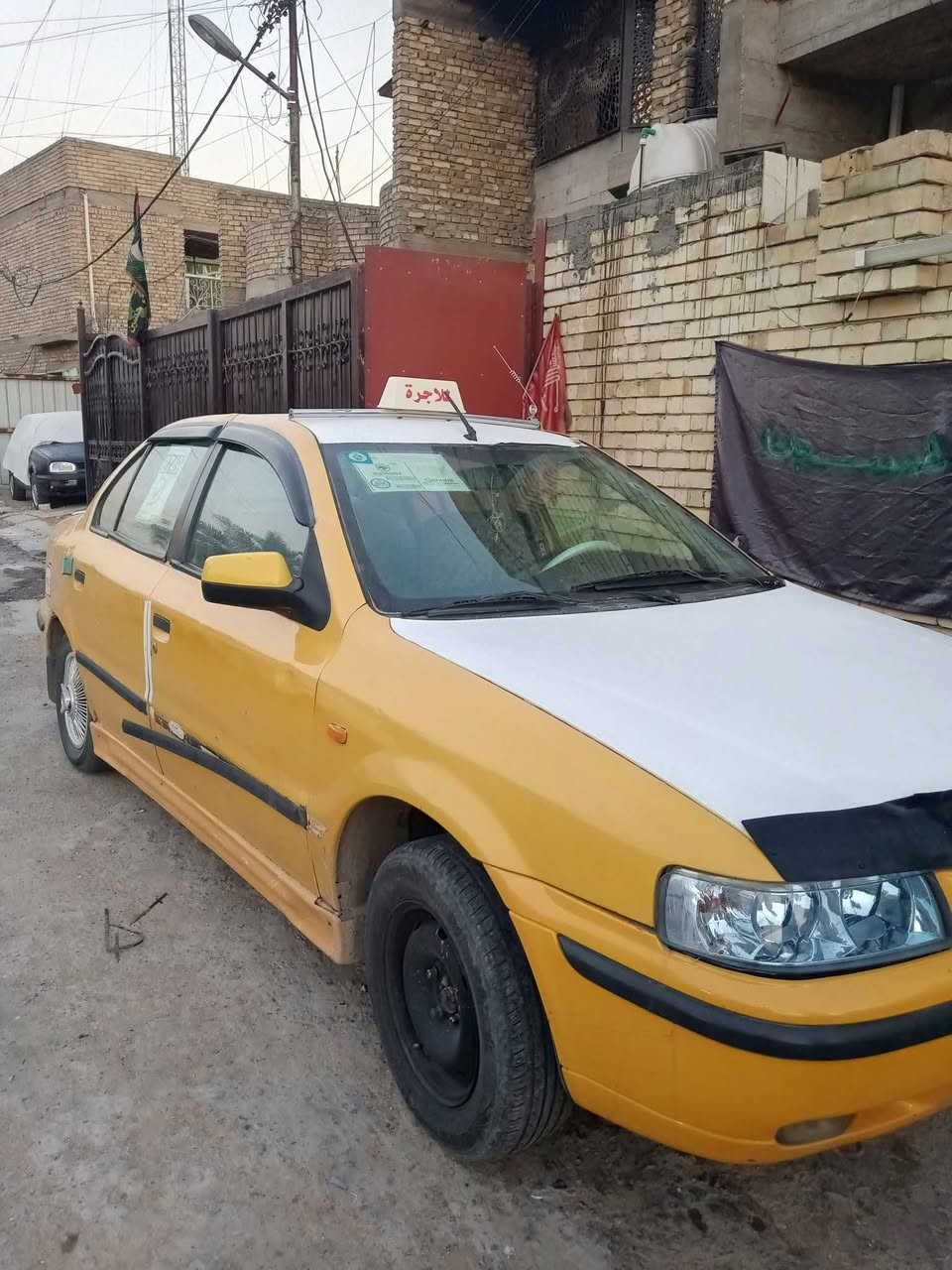 السلام عليكم ورحمه الله وبركاته سياره سمند للبيع موديل 2010  رقم انكليزي سنويه  ل28   السعر 29 بيه مجال العنوان بغداد الرقم ***********
