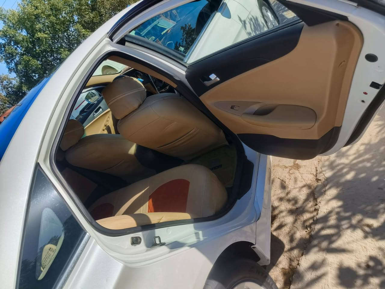 السلام عليكم
للبيع سوناتا 2011 خليجي بنوراما محرك 2400 وكاله القلم مكفوله كفاله عامه حتى الدعاميات كفاله رقم اربيل بسمي شرط التحويل ثاني يوم السعر 133 وبيه مجال
 ***********
