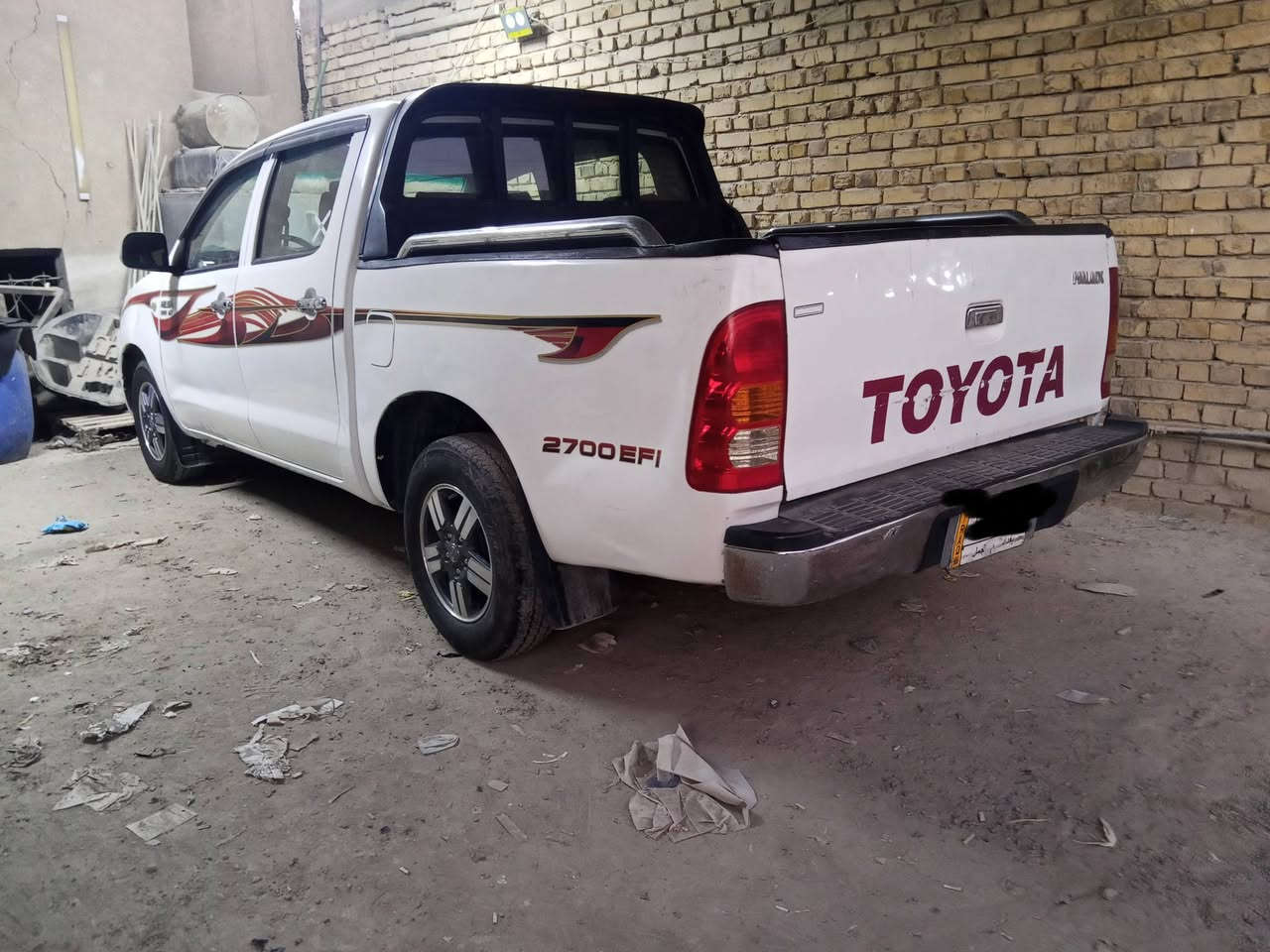 السلام عليكم 
تويتا 2008 رقم بغداد مصبوغه عام كير عادي محرك 2700 ارقى محرك كير محرك مكفول  تبريد تدفئة 
السيارة باسمي مرواس  بكيا فحل او نثيا كون نظيفة حسب السيارة وانطي فرق اذا تكون نظيفة 
***********
