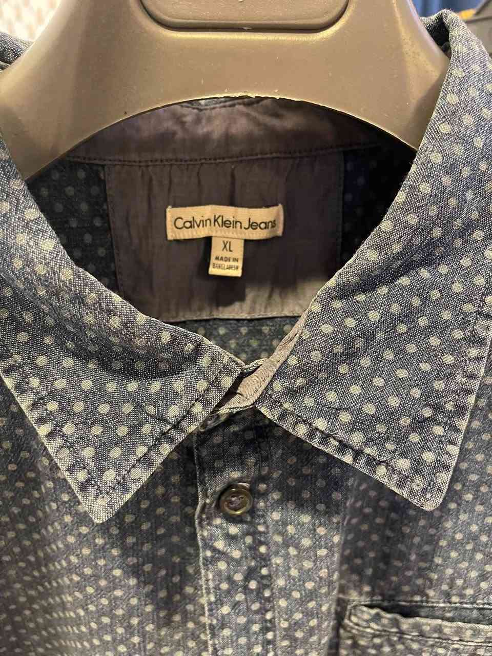 كيفن كلاين 
قطعه نضافه تامه اصليه 
قياس xl
متوفره


**إذا كنت صاحب هذا الإعلان وتريد حذفه لأي سبب، رجاءا أرسل رسالة إلى الدعم الفني**