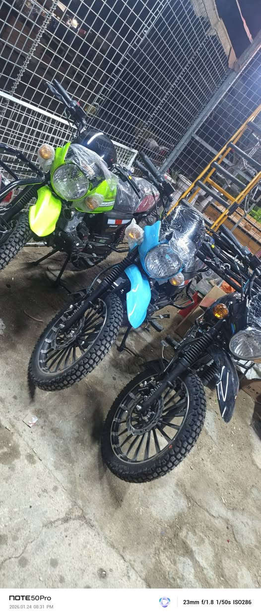 تم وصول دراجه شيلنك الشكل الجديد
أوراق اصوليه  ترقم أنبار وتترقم بغداد 
أحمر 
سمائي
أخضر 
آسور 
العنوان الانبار قضاء عنه
السعر مليون ٩٠٠ ألف 
***********ياسر الحسيني 
***********رعد الحسيني 
الجديد بس يمنه فقط
