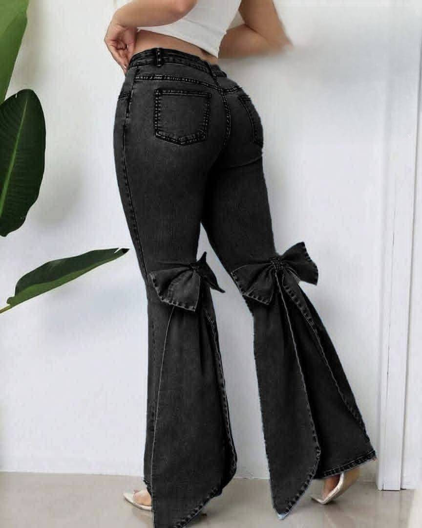 بنطال نسائي قماش باكستاني ليكرا 
مقاسات من 36/46
الالوان 4 
ازرق لونين ورمادي واسود 
السيري 24 قطعة 
السعر


**إذا كنت صاحب هذا الإعلان وتريد حذفه لأي سبب، رجاءا أرسل رسالة إلى الدعم الفني**