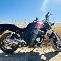 هوندا • سي بي 400