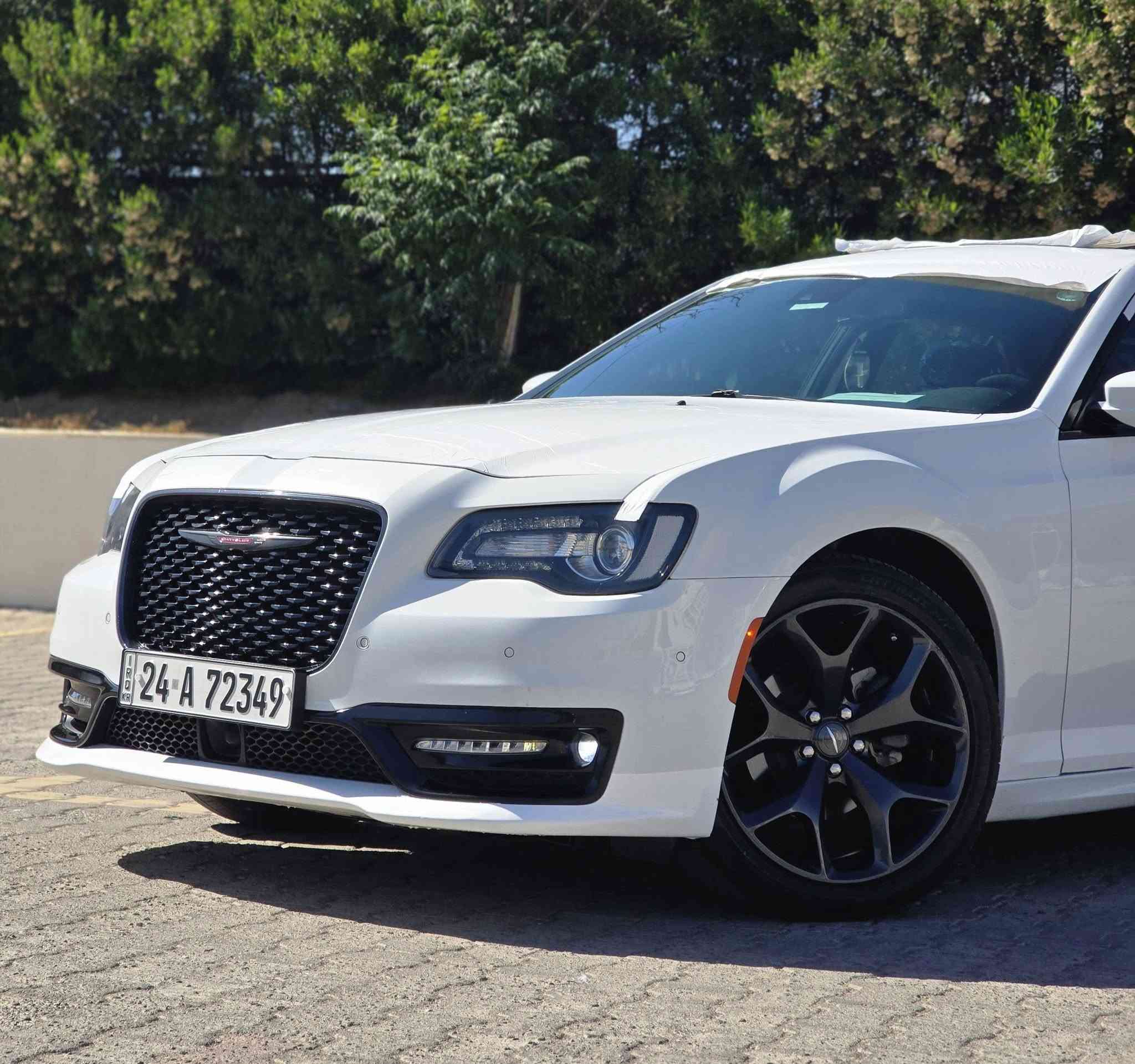 السلام عليكم الاخوان ..
كرايسلر 300s 2020 ..
وارد كندي ماشية 47 مايل .. وكالة شريكه الهارلم ..
سيارة فول مواصفات واحد ع واحد ..
بردة خلفي كشن خزن ميموري بانوراما تشغيل عن بعد
كشنات تبريد و تدفئة رادار جوة دعامية رادار مراية ..
كير محرك بحالة الوكالة سيارة كلش نضيف و جاهزز ..
سيارة مكفولة من صبغ دعامي مابي صبغ مكانين صغار بارد
مكان سيارة اربيل ..
***********
