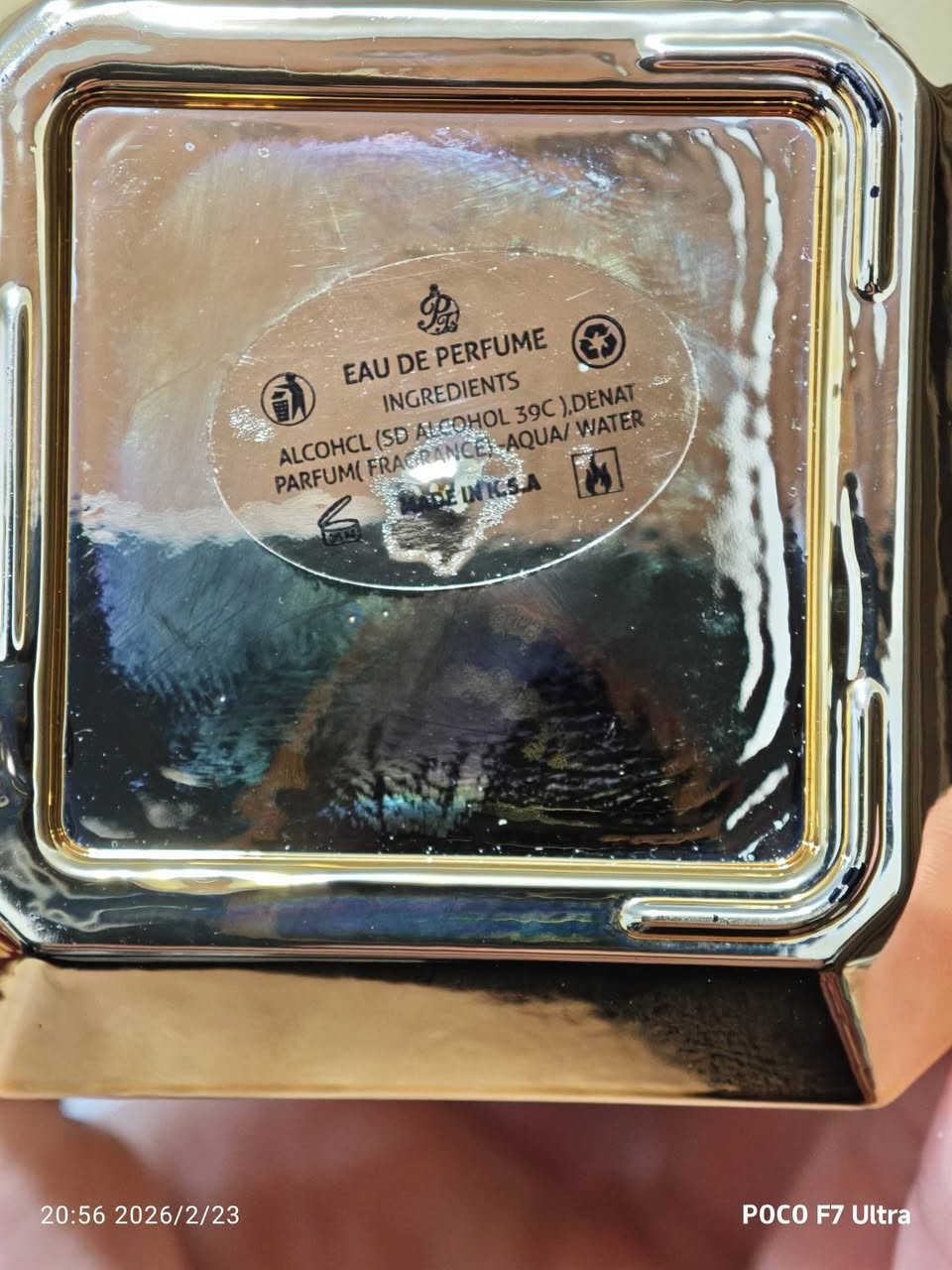 متوفر عطر هيرش لهب الاصلي شرط سعودي جديد فقط مفتوح من باكيت ورشه وحده وثباتيه صار يومين عطر صيفي  يجنن 
السعر 60 الف فقط 
متوفر توصيل لجميع محافظات العراق 
رقم الهاتف ***********
