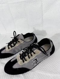 احذية رجالية • جودة عالية • تصميم عصري