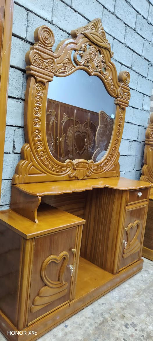 السلام عليكم غرفه كامله ام الخمس بيبان شغل درجه اولى تسكام غرفه كامله وجاهزه اي نقص ما بيها غرفه نظيفه كلش نظافتها 100% غرفه سيت واحد نقشه واحده السعر 775 شامل الشد التوصيل مجاني داخل النجف شراي اتصل ***********
