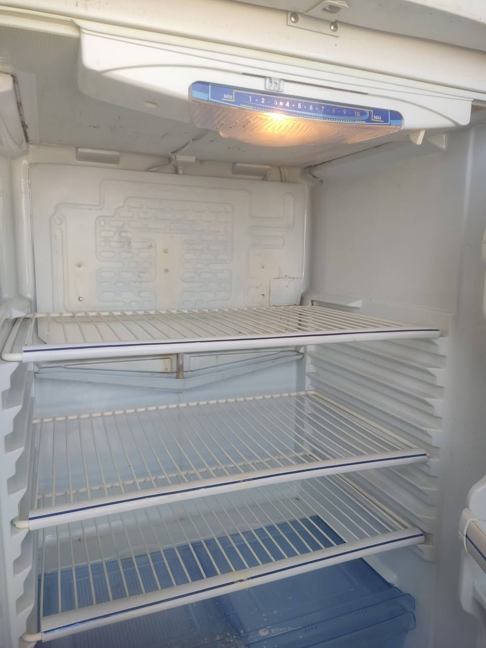 ثلاجة حجم كبير للبيع نوع كونكورد شرط تجميد 150بيع مستعجل


**إذا كنت صاحب هذا الإعلان وتريد حذفه لأي سبب، رجاءا أرسل رسالة إلى الدعم الفني**