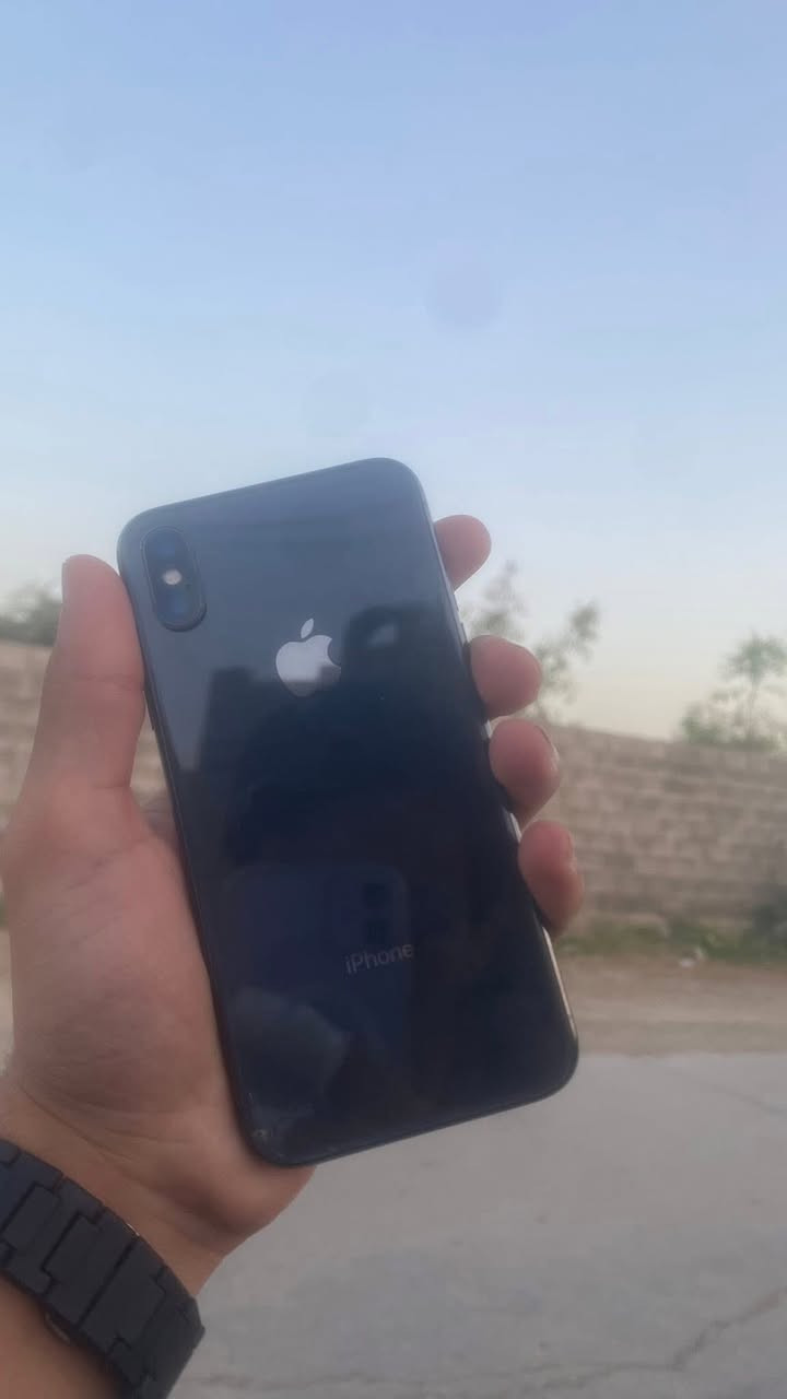 ايفون اكس عادي للبيع
ذاكرة 256

بطارية 74

فيس ايدي شغال جهاز كامل ما بي اي خلل مجرد الهزاز صوته قوي 

لون اسود ما مفتوح شرط الحاسبه


**إذا كنت صاحب هذا الإعلان وتريد حذفه لأي سبب، رجاءا أرسل رسالة إلى الدعم الفني**