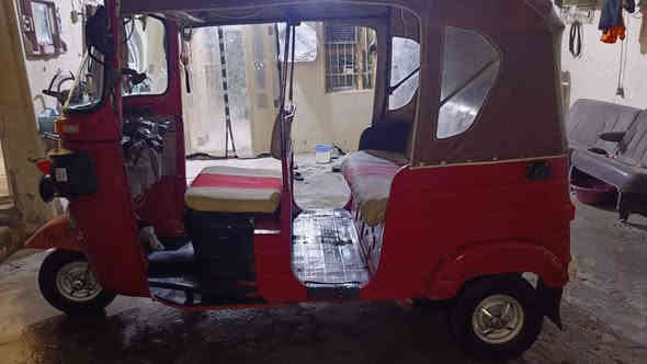 سلام عليكم شباب من رخصت الادمن
تكتك باجاج للبيع مديل ( 2019 ) التكتك جاهزه من كلشي محرك جديد الكهربائيات شغاله التكتك ما عايزه اي شي شوفت عينك التكتك كبل للشارع 
السعر ( 2500 )  وبيه مجال للشراي
ملاحظة ... التكتك بدون اوراق ( كلك ) مكاتبه عن السرقه وعن العشائر 

العنوان نجف 

الرقم ( *********** ) 

( اني مكلف بنشر )
