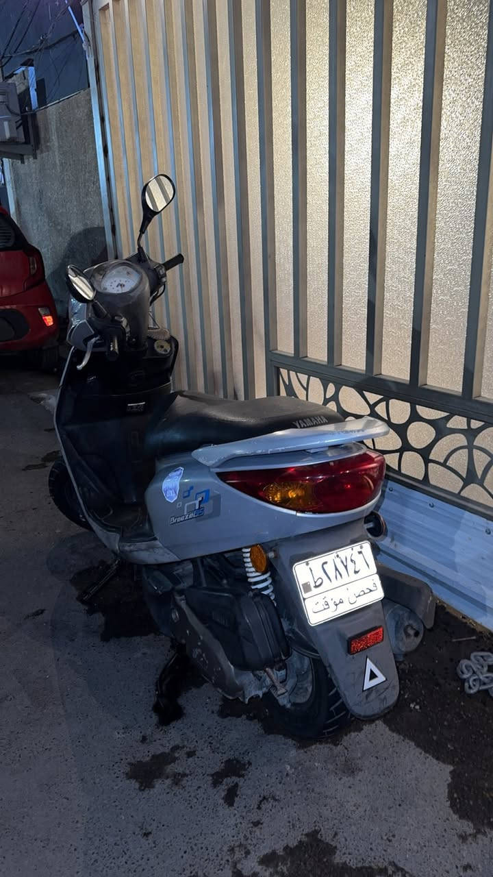 سلام عليكم للبيع فقط 
دراجه بريز بغبغاء موديل 2012
مكفول كفاله عامه 
ماشية :52الف 
ملاحظة الدراجه رمبه 
مكان الدرجه الكاظمية 
للاستفسار: ***********
