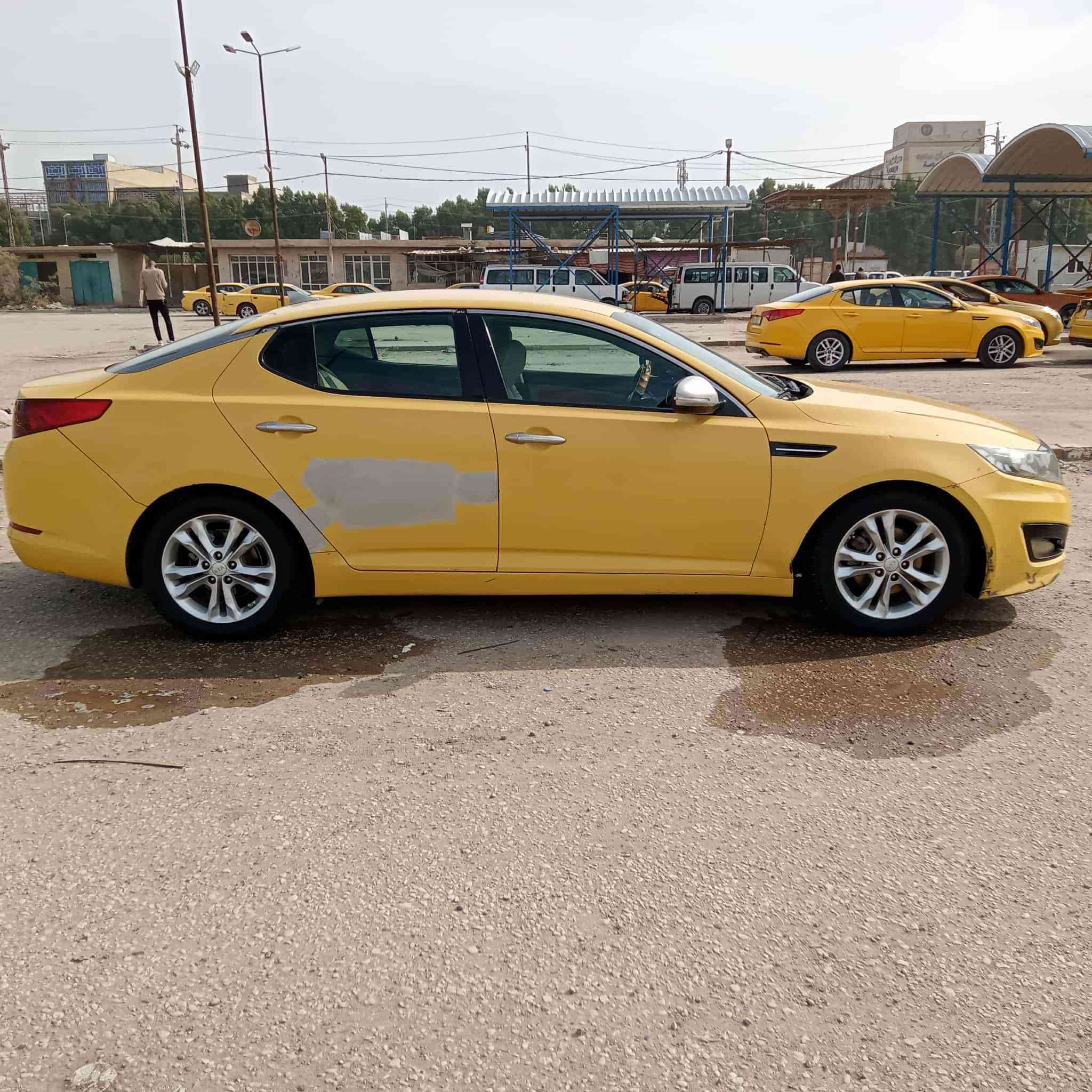 سلام عليكم سياره امريكي 2013 حادثه جاملغ امامي بدون دواخل مكان حله حي العسكري ***********
