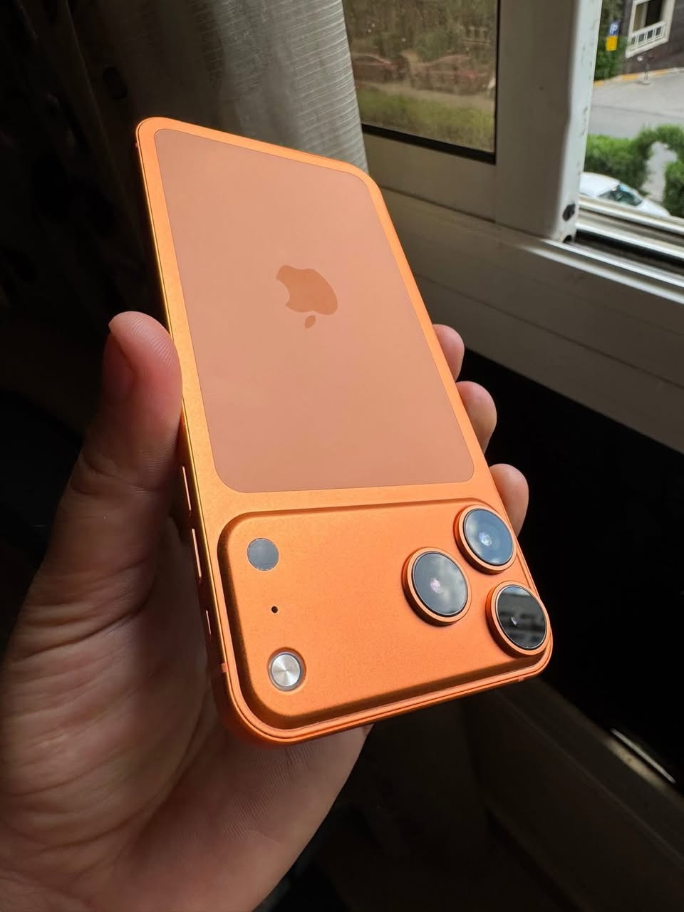 السلام عليكم ايفون Xs max محور 17 برو ماكس  نضيف كلش ذاكره 256  مستبدل بطاريه فقط 100%  جهاز كلش جديد متوفر توصيل جميع المحافضات ***********
