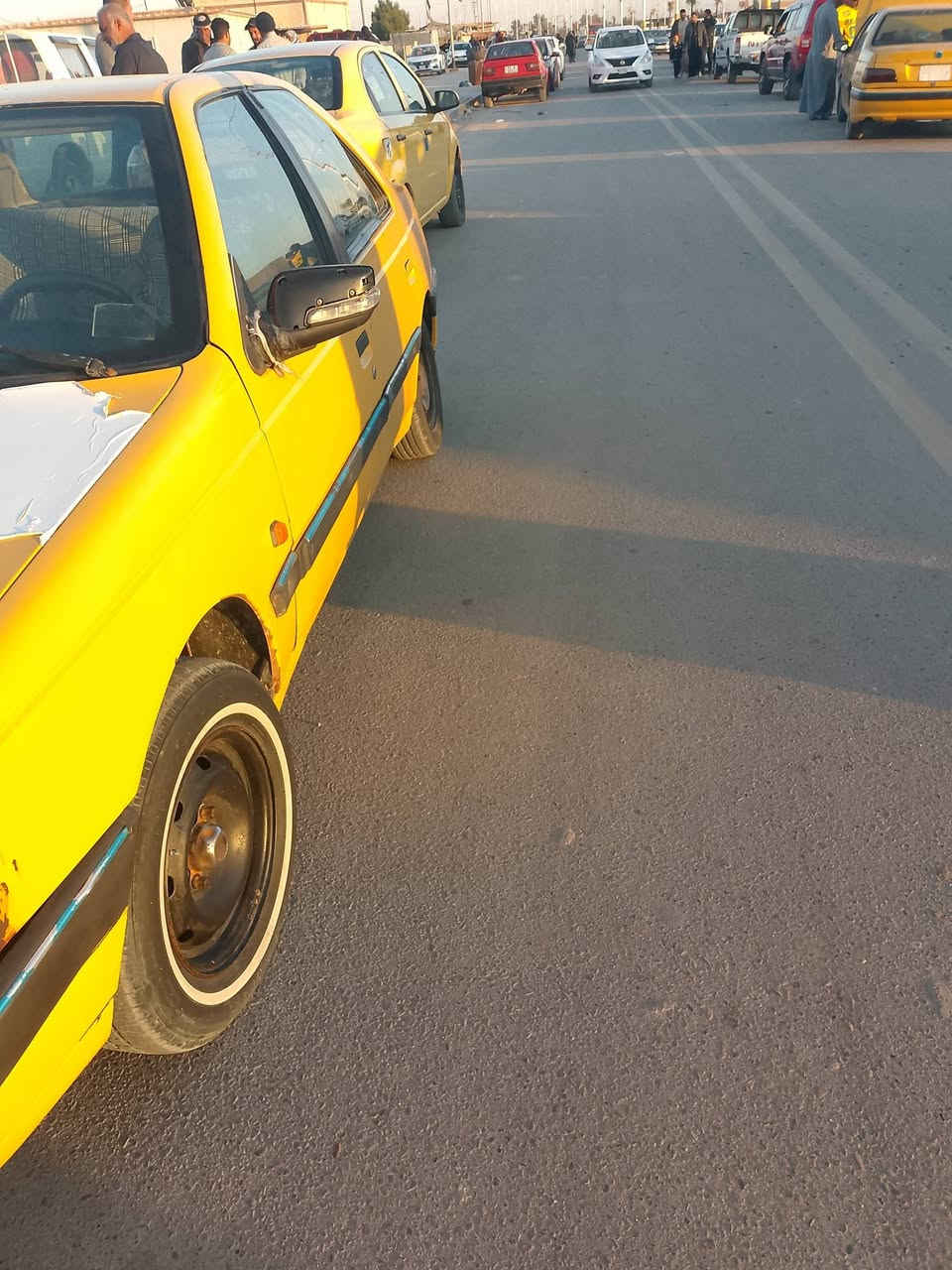 السلام عليكم بيجو 405موديل 2009مكفوله من الضربه حداديه جديده كهربائيات كله شغاله اي نقص مابيهه هيئه مصفره سنويه  منتهيه ب2020راعيها يريد يداور وصار عنده ظرف وصار يبيعها صفر الهيئه ولاعليهه غرامات سياره جاهزه مابيهه اي نقص رقمها مثنى مكانهه السماوه ال معالي السعر 26وبيهه مجال ***********
