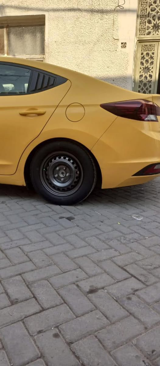 مكلف بالبيع رجائآ
اي استفسار هذا رقم راعيها اتصل  ***********
للبيع النترا موديل 2020 وارد امريكي حادثها جاملغ السياره خير من الله السعر 125 
العنوان مدينه الصدر
