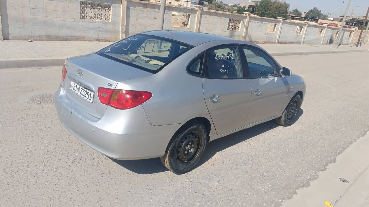 سلام عليكم لنترا موديل 10 مكينه كير 1600 كصه متومه طبق الاصل ارقام وسنويه ل 28 وي شاصي تبريد شغال كهربئيات كلها شغاله سياره مال تكسي مكينه كير حداده نضيفه سعر ب 43 وبيها مجال قليل مكاني بصره المراوس حسب قناعه ‏‪***********‬‏
