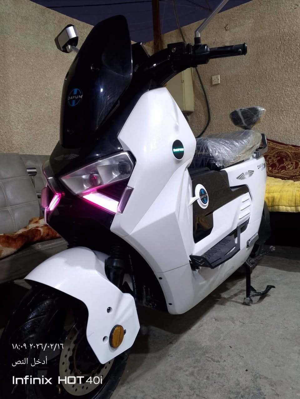 السلام عليكم دراجة شحن ليثيوم زيرو مماشية أبد جديدة بعدهه  BM شركة دايوان الأصلية سرعة 100 ملف 2000 شخط مابيهه سعره مليون 150 مكاني بغداد الغزالية رقمي *********** فقط واتساب
