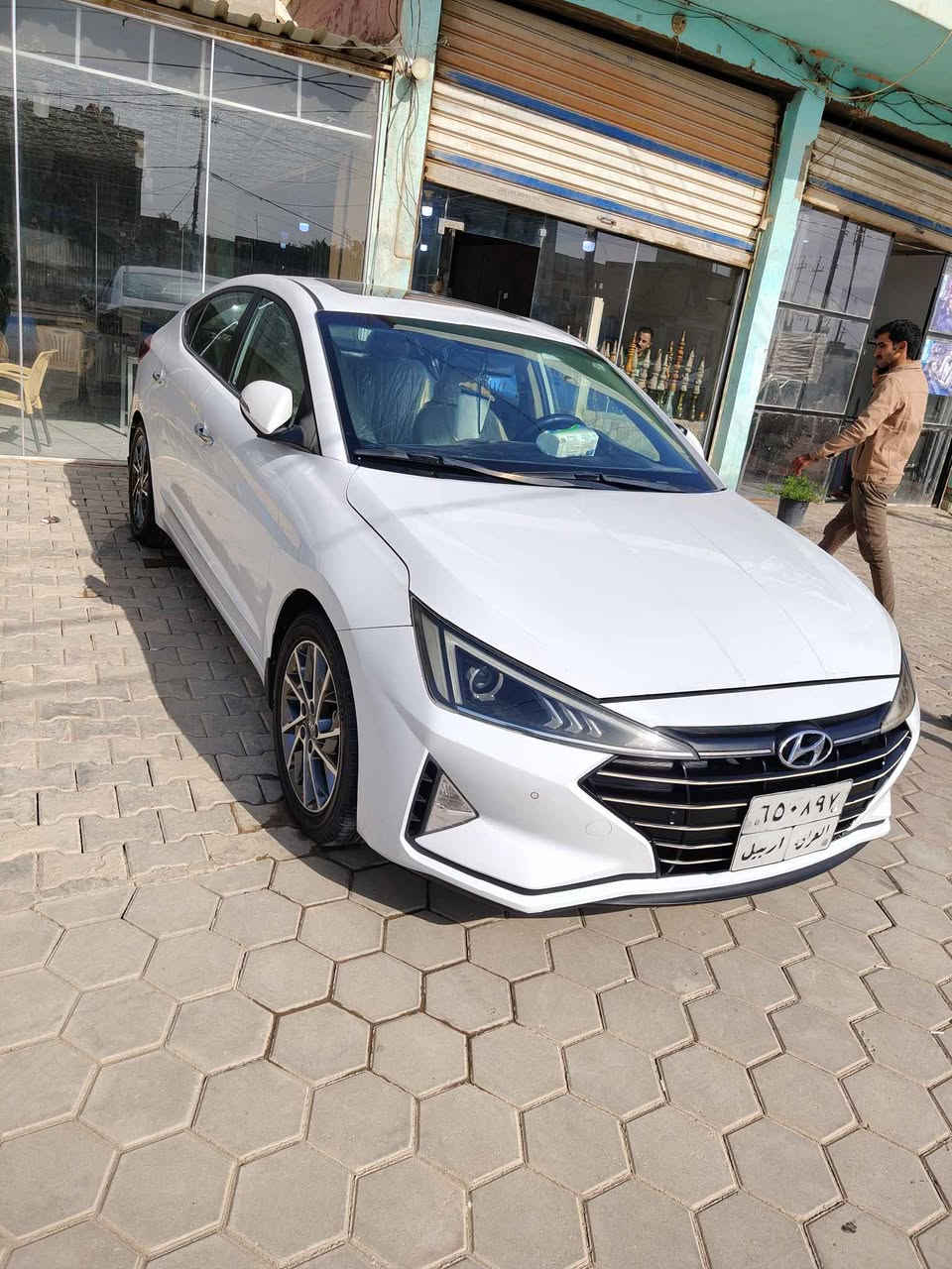 سلام عليكم 
النترا 2020 خليجي
مكينه 2000
السيارة فول 1 على 1
كفاله عامه عدا شبر بالبنيد
اربيل سنويه غير نافذه
وكاله او تحويل 
المكان النجف الكوفه
السعر 160 وبي مجال
*********** النجف, العراق
