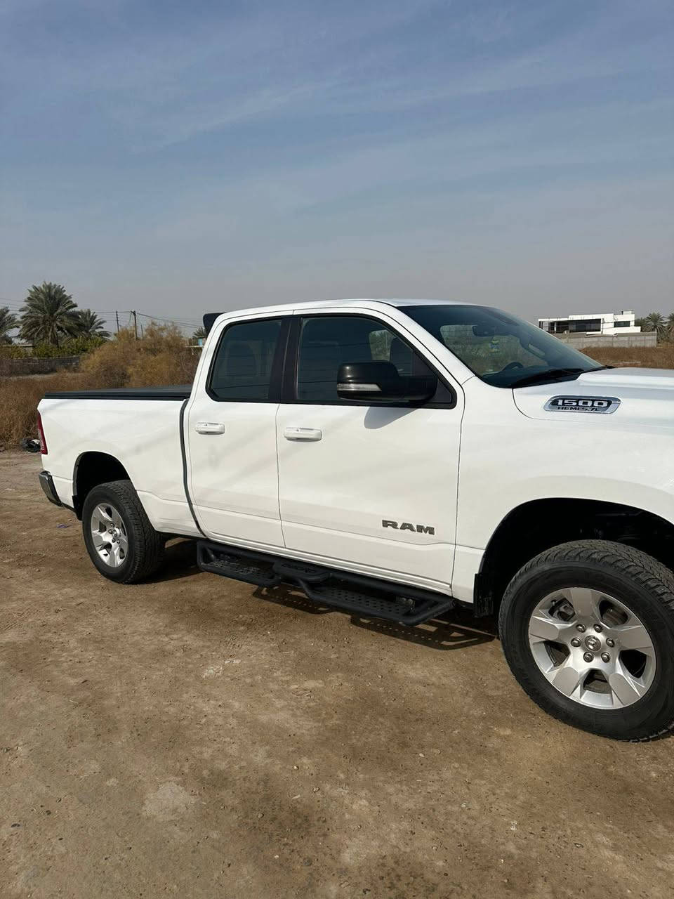 رام بك هورن موديل 2022
رقم بغداد حادث خفيف جدآ
السعر /250$ او بيها مجال 
***********
***********
