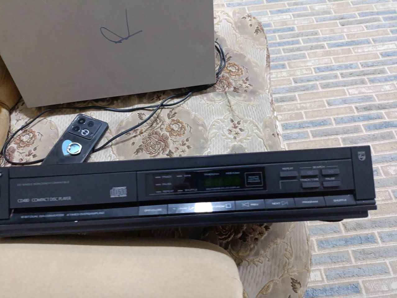 مشغل اقراص بس ربطه عل. مكبر صوت يشتغل السعر 25


**إذا كنت صاحب هذا الإعلان وتريد حذفه لأي سبب، رجاءا أرسل رسالة إلى الدعم الفني**