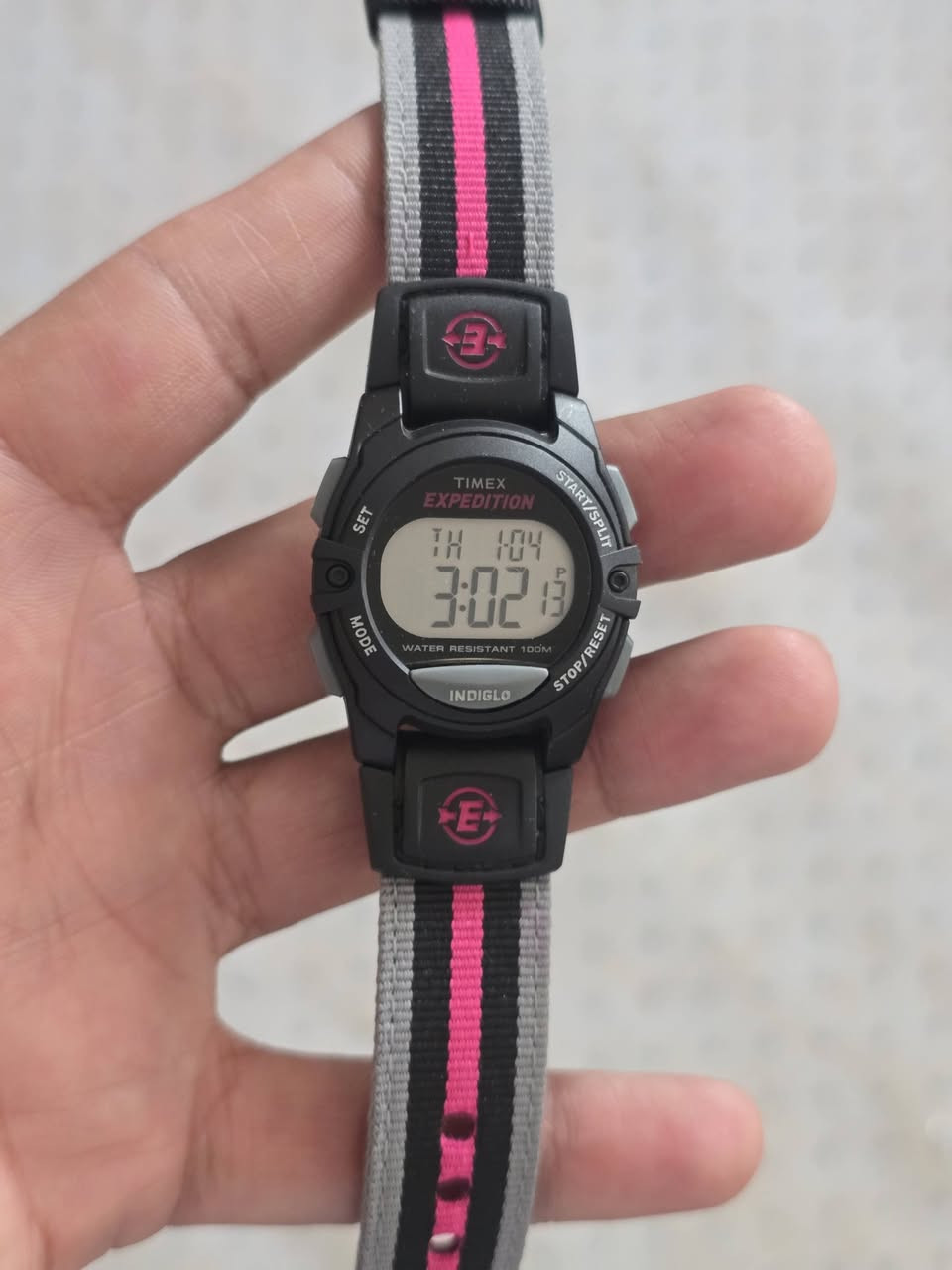 مجموعه ساعات تايمكس الرياضيه 
كل القطع باله غير مستخدم بدون مرفقات 
اقطارهن من 38ملم وجوة 
سعر القطعه 45 الف


**إذا كنت صاحب هذا الإعلان وتريد حذفه لأي سبب، رجاءا أرسل رسالة إلى الدعم الفني**