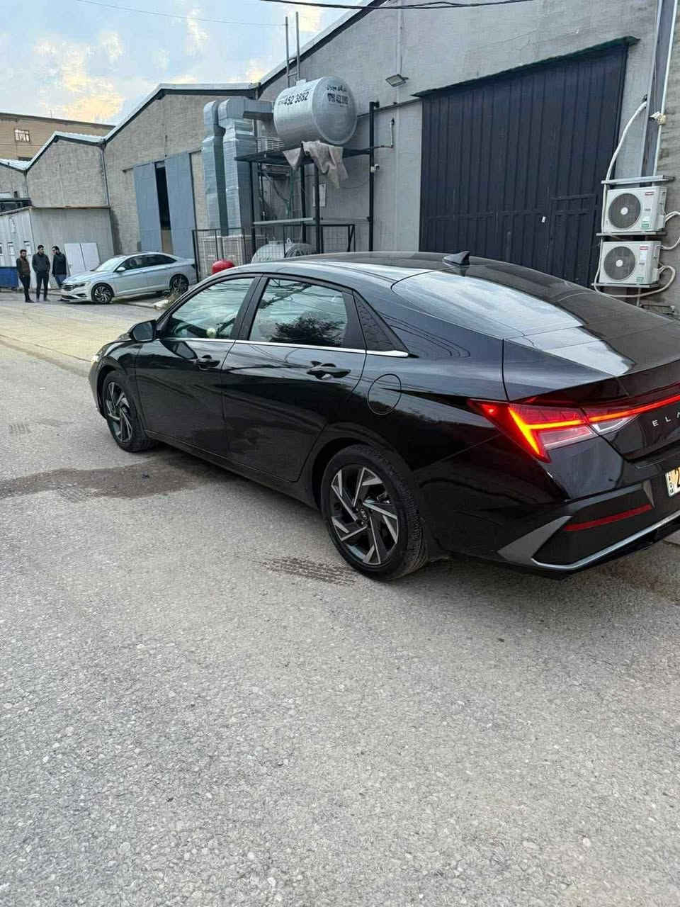 السلام عليكم
 

الانترا موديل 2024
لون اسود🏴🏴🏴🏴

فول مواصفات 

رقم أربيل جديد 

معروفه مواصفات لمتد معروفه
فتحه سقف 
كشنات جلد تدفئه 
كهرباء 
سايد بريك كهرباء 
رادارات اماميه جانبيه خلفيه 
شاحن وايرلس 
قياده ذاتيه 
اناره داخليه
تحذير الخروج عن المسار 
مانع تصادم 
شاشه دجتل 
تبريد بيانو 
اضائه خلفيه لد 
لد نهاري 
كامره خلفيه
محرك 2000 دوش 
تشغيل عن بعد 
باقي المواصفات معروفه ما يحتاج اذكرهن 

حادث شبر بل بنيد صبغ فقط 
مكان السياره بغداد زيونه
مكلف بالنشر فقط 
السعر 169$$$
للتواصل ***********
