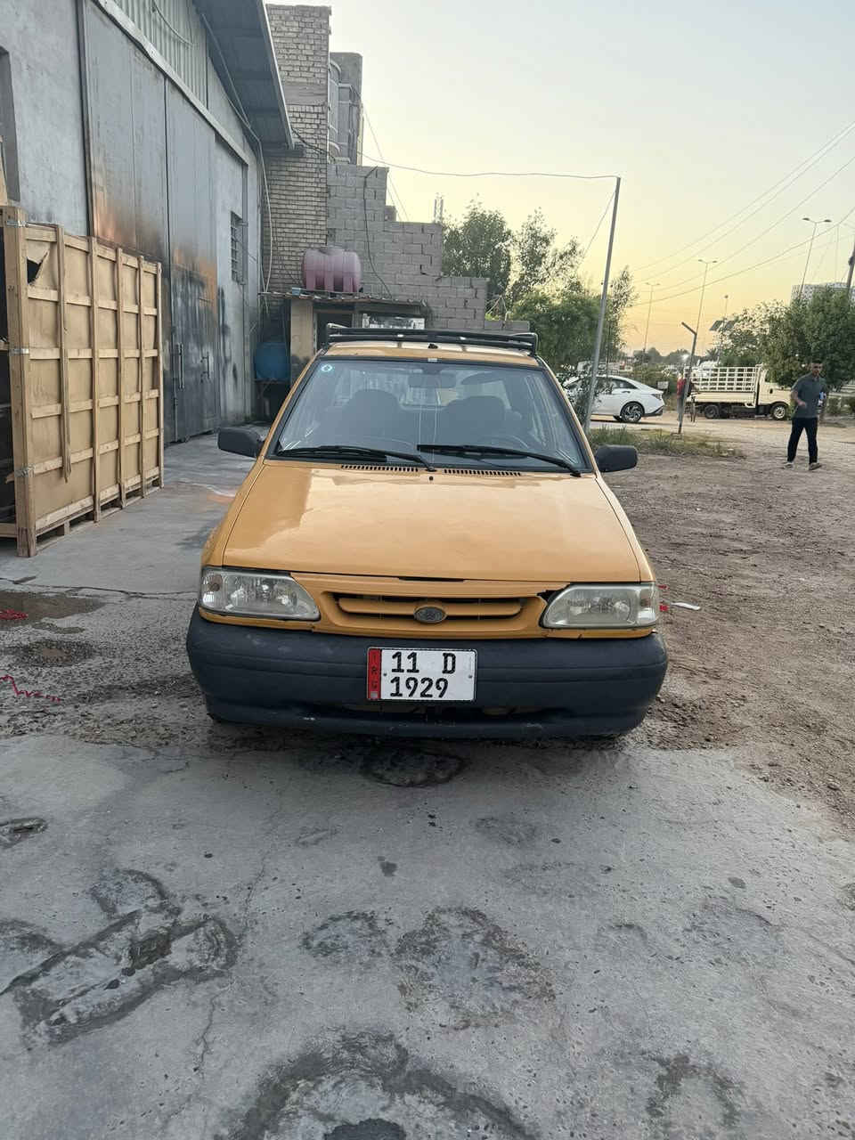 السلام عليكم سايبه موديل 11 كير ومحرك انضاف شواصي مال شركه جدد للحليم ولا فطر صدر امامي خلفي جديد تخم تاير خط ابيض داخل جديده كهربائي من الطول الطول شغاله مابيه اي نقص مشط وبور انضاف عنبار بريك اليوم بدلته باتري جديد كامل السياره اي نقص مابيه هيه غرمات صفر سنويه ورقم إنكليزي هزه جديده مكاني اعضميه ***********السعر ب٢٣ وبيه مجال
