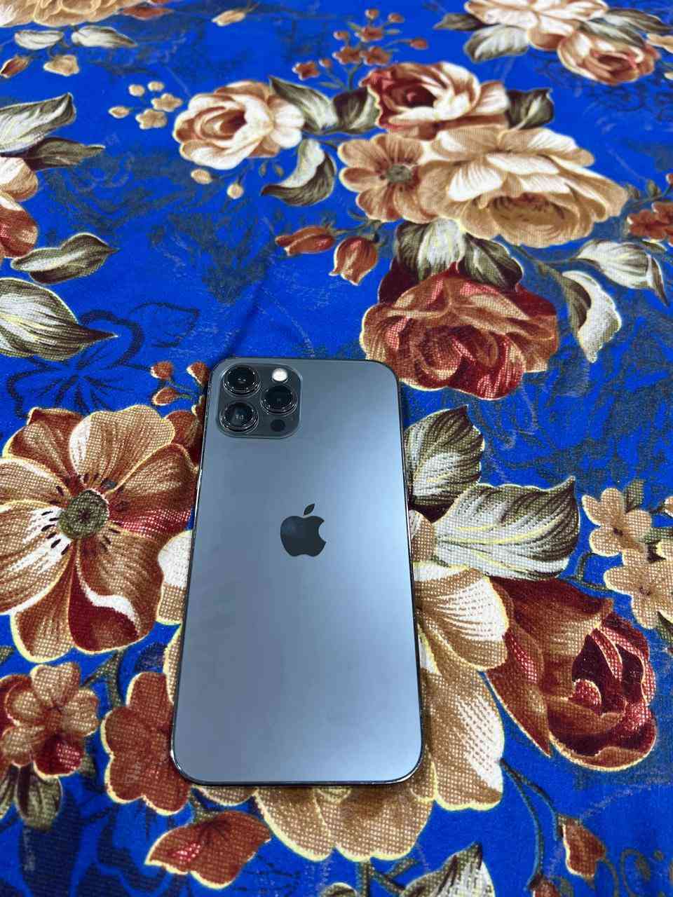 �🔥 للبيع – iPhone 13 Pro Max 🔥📱
✨ جهاز نظيف جداً بحالة 100%
💾 الذاكرة: 256GB
🛠 الشاشة: مستبدلة شاشة أصلية
📦 الجهاز مرتب جداً  وحلو 
بطاريه 100 مستبدله اصليه 
💰 السعر: ٥١٠ فقط
📍 العنوان: بغداد – البياع
🚚 يوجد توصيل داخل بغداد

📞 رقم الهاتف: *********** وتساب فقط
