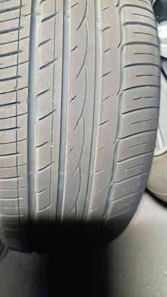 سلام العليكم هاي تاخم ويل و تاير ميرسيدس للبيع قياس 225/50/17/ اصلي الماني  كتير نظيف بشرط بلانص سعر 250دولار امريكي  مكان اربيل ..*********** واتساب أربيل
