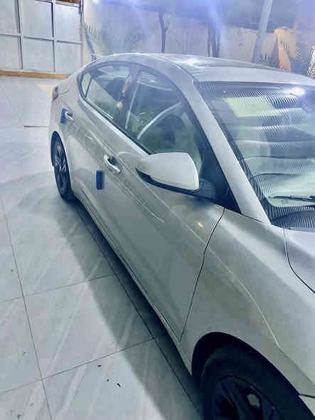 إلنترا 2018 وارد أمريكي ضربه جاملق وبنيد بدون دواخل 
سياره حره تحويل ثاني يوم  مكينه آلفين  دوش المكينه والكير حلوات لا تبخير ولا تاخير بالگير بيه4قطع صبغ 
وبيه منضومه غاز السعر 122 وبيه مجال
***********
