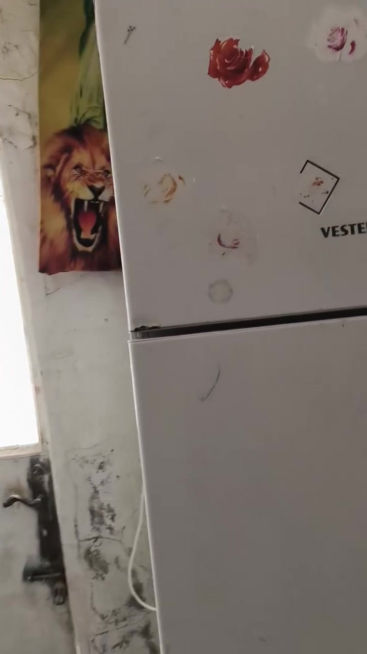 ثلاجات للبيع شرط الشغل وعندي غرفه تركيه بيضه وذهبيه نضيفه كلش مفصخه بسعر مناسب الشراي خاص مكاني نهروان سبع تلاف


**إذا كنت صاحب هذا الإعلان وتريد حذفه لأي سبب، رجاءا أرسل رسالة إلى الدعم الفني**