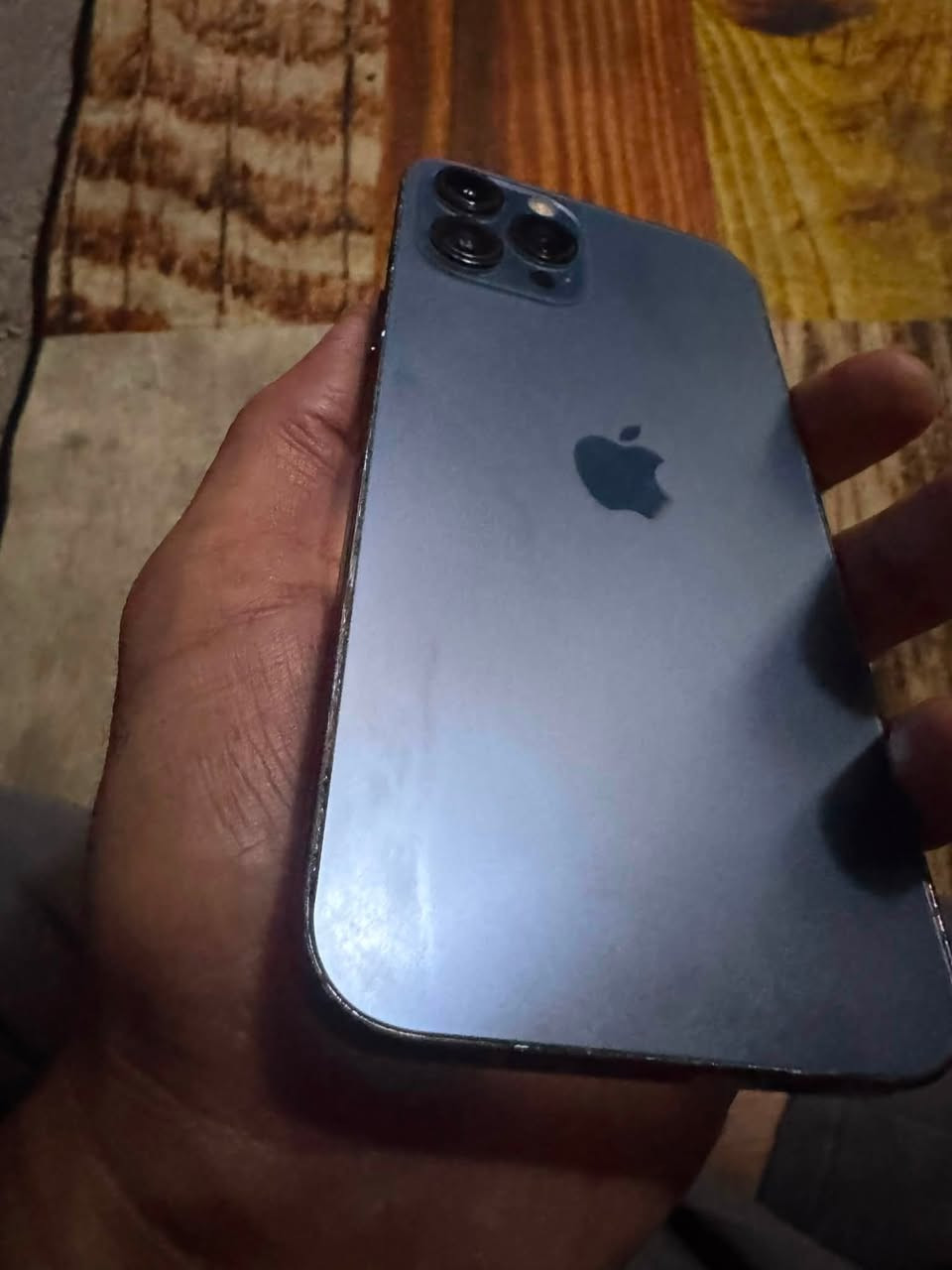 ايفون ١٢ برو ماكس
الجهاز مثل ماً واضح بصور مبدل ضهر وشاشه وبطاريه جهاز ذاكرته ٢٥٦ بي شخوط البطاربه ١٠٠ 
السعر ٣٢٥ بي مجال مكاني البصره 

***********.    واتساب
