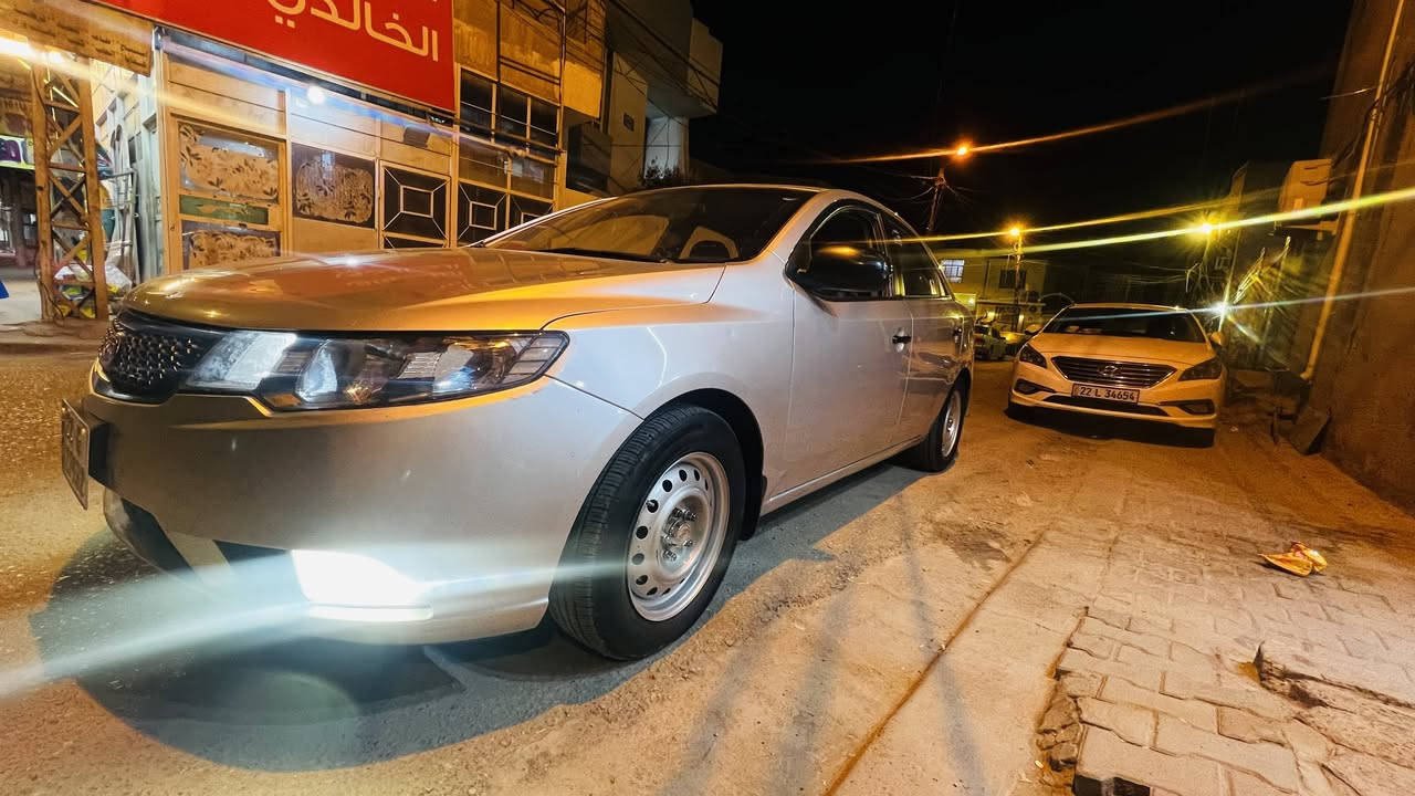 السلام عليكم
سيراتو موديل ١٢ خليجي كفاله من الصبغ فقط بارد بيه مكانين

سيارة جاهزه من كلشي حدادية تخم تاير عليه ادامه كامله من كلشي شاشه كامره تبريد تدفئة توب مكينه وكير توب رقم انكليزي لل31السنوية والهزه لل 27 للاستفسار الاتصال ***********

نجف حي المكرمة

السعر ب104 وبيه مجال
