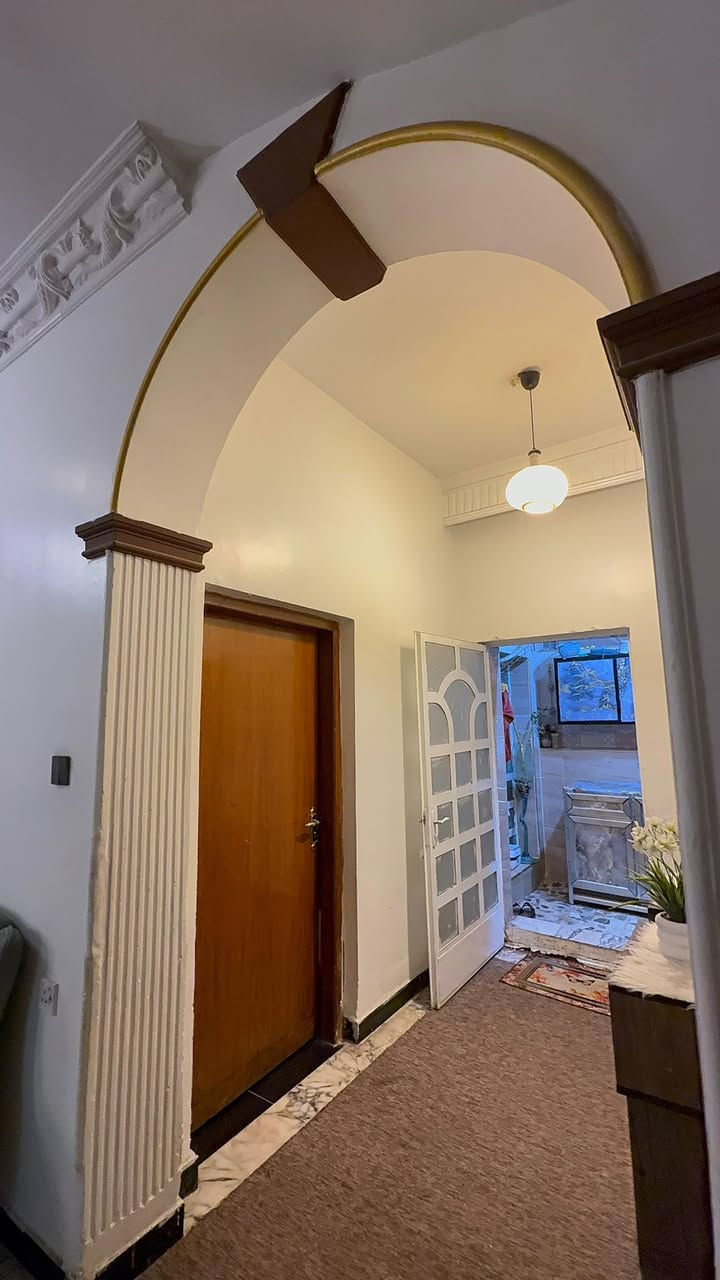 العنوان /البلديات UN قريب محطة وقود سما البلديات محلة 732زقاق 77
المساحة 225متر الواجهة 11:25 النزال 20متر

يحتوي على 4غرف منام 3منها ماستر 

هوال داخلي 

مطبخ حار +بارد

استقبال 

(يحتوي البيت على اجازة بناء )

🚧 

[للاستفسار وتفاصيل الرقم ]***********
