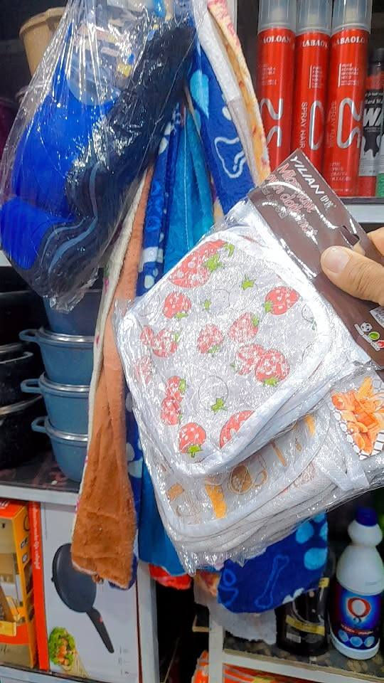 مواد منزليه منوعه بسعر رخيص العنوان مجمع الدوح ت***********
