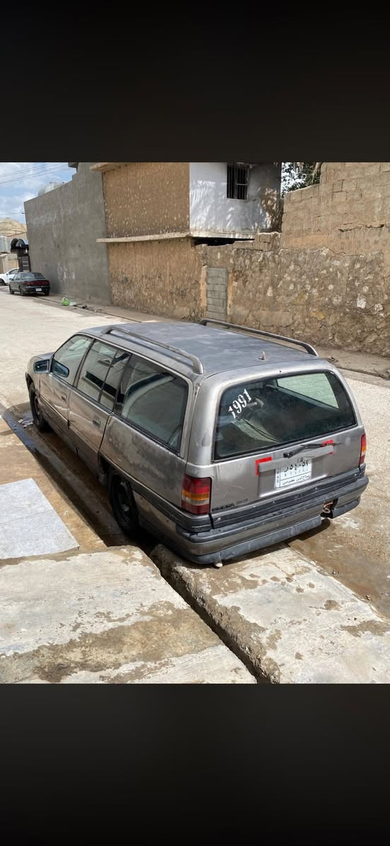 للبيع اوبل اوميكا موديل 1991 حجم 20 بلاد اي عيب مابي سنويه منتهي كارتونيه شرط تحويل سعر 12 وبي مجال للشراي  مكاني طوز خورماتو ***********
