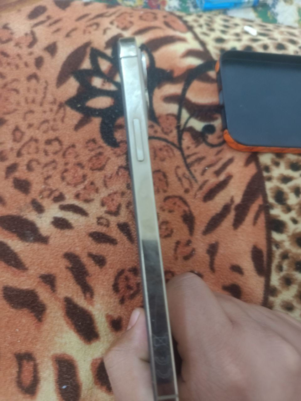 سلام عليكم 12برو ماكس  نضيف مبدل شي
ذاكره ١٢٨

بطاريه٧٩

سعر٤٠٠

عنوان بغداد مدينه الصدر 

رقم ***********
