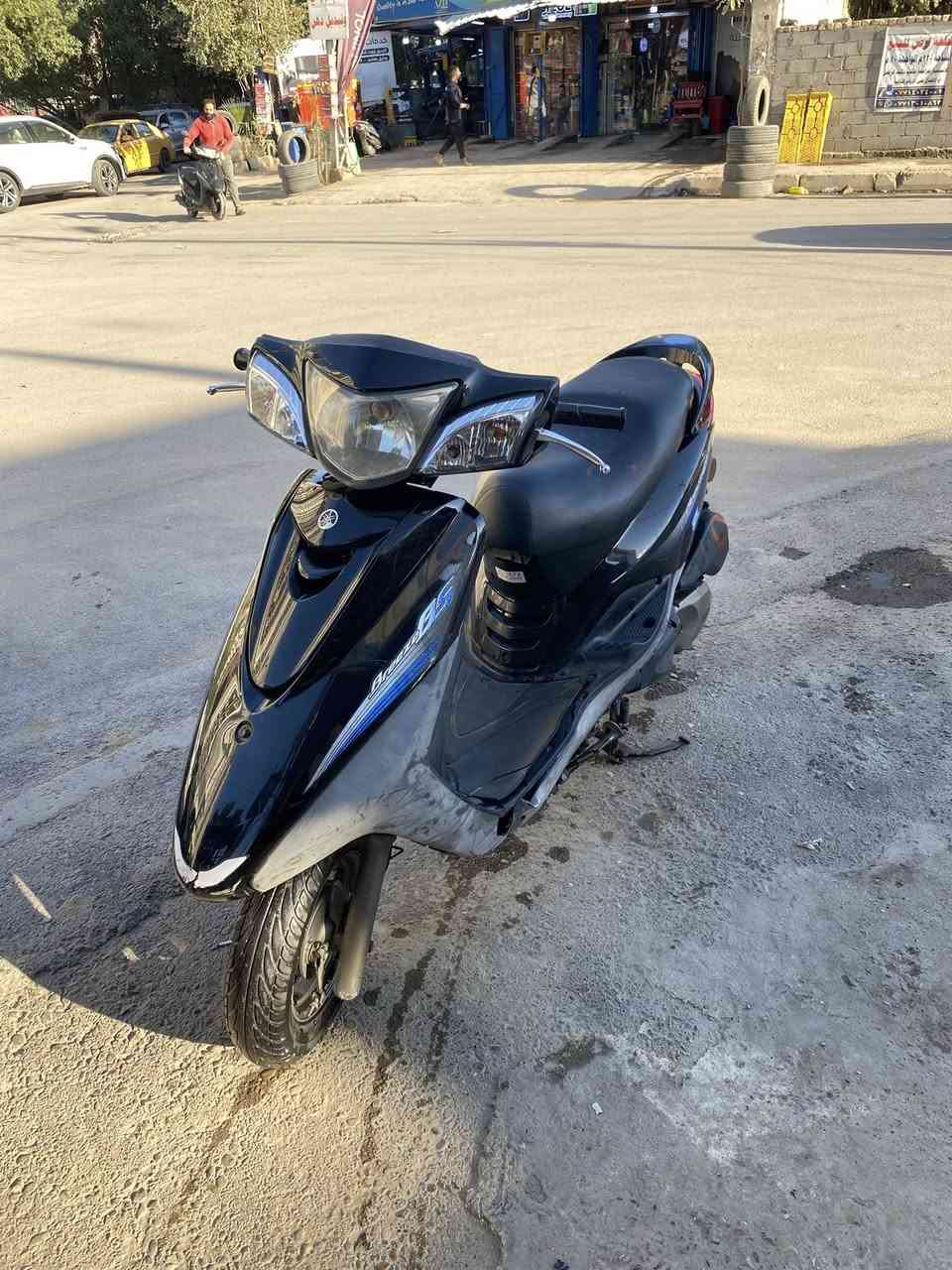 دراجة بريز بغبغاء نوزل نظيفه وجديدة السعر مليون و200 الف المكان المنصور الرقم ***********
