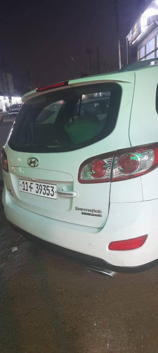 السلام عليكم سنتافيه موديل 2011 بغداد باسمي فول مواصفات 1/1 السياره جاهزه بدون نقص صدر امامي خلفي تخم تاير باتري جديد تبريد ثلج السياره بيه صبغ صفاح الجهتين فقط بدون دواخل  السعر 125 بيه مجال بسيط ‭ 0782 930 7996‬
