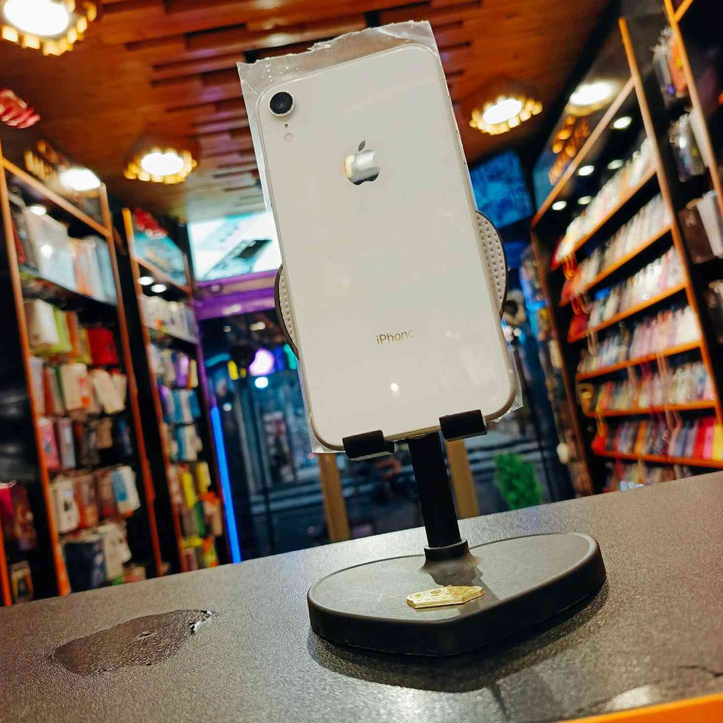 #متاح هاتف مستخدم  ❤

# iphone XR

الذاكرة  64 GB
البطارية 82 % 
الهاتف بلادي ممبدل بي اي شي💕
#السعر  165 الف فقط 

#العنوان _الانبار _قضاء هيت _ شارع حامي حميد _مجاور مجمع الملكة أو مقابل مكتبة الأقلام _ مركز الباشا 💥
#لتواصل معنا : 
واتساب / ***********
الانستا / albasha-mople
