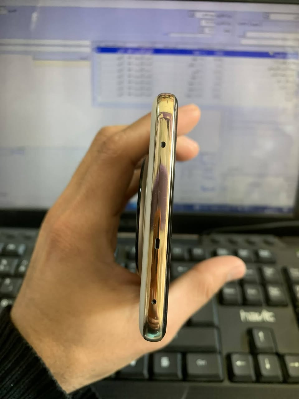 ريلمي 14 برو بلس 5Gذاكره 512 مستعمل 8 اشهر بعده بباكيته ملحقاته ويا كامله حته ضمانه سنه موجود مال بيت شخصي  ويا السعر 430 مكان بغداد شارع حيفا وتساب ***********
