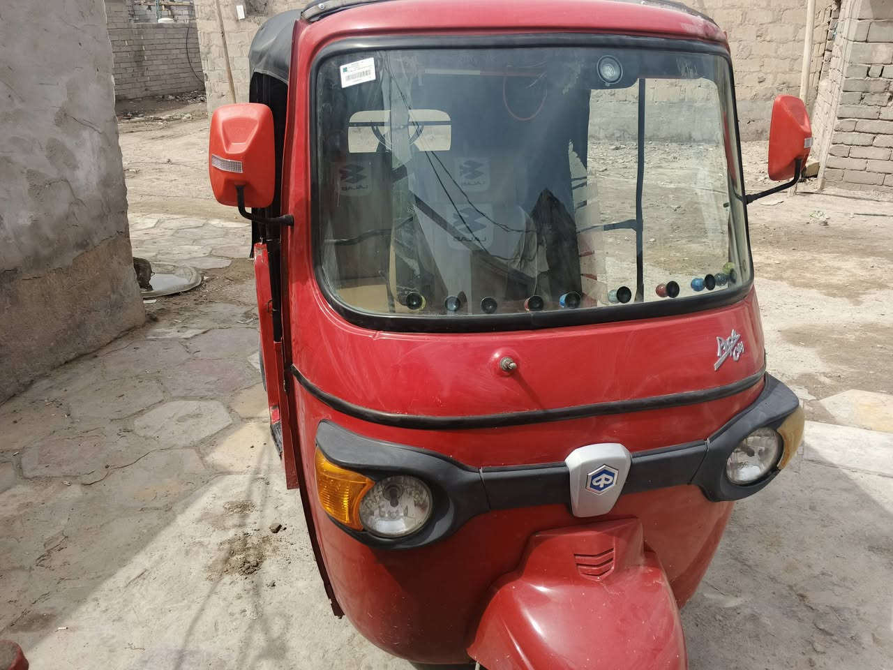 إسلام عليكم تكتك مديل 20 طالعه 21 بجاج امحوره تيفيس مكينه 25 الون احمر العنوان ناصريه مركز حي الفداء رقم المبايل *********** السعر 4 مليون وربع وبيها مجال اتصل وتشلع عيوني
