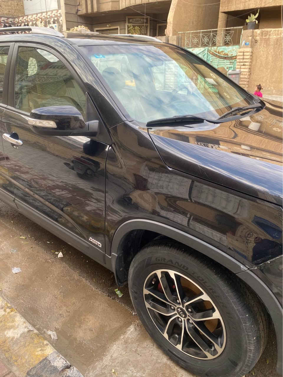 سورنتو 15 امريكي 5 راكب مكينه 2400 حادث قبق صندوق تبديل فقط ماشيه 115 ميل  السعر 150 بغداد *********** بغداد, العراق
