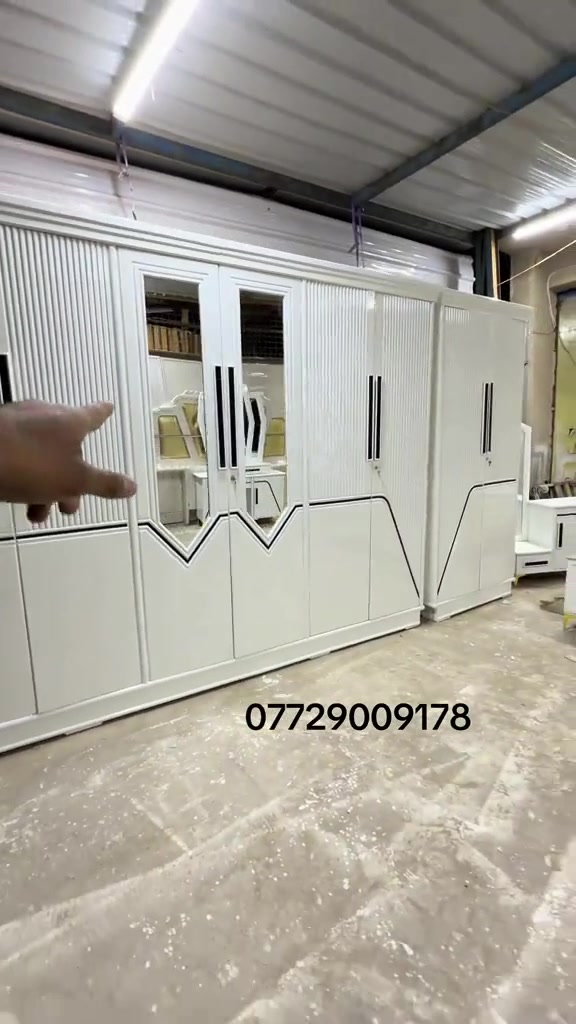 غرفه ابيض صاج عراقي تصميم تركي 
غرفه تسكام تكمه شغل درجه أوله بلوك
داخل صاج 5ملم ظهر جرجوبه قاعده بلوك صاج
تخته بلوك اسود 6 رجلين تتكون من 8 قطع كل هذا فقط 
2،000،000 العنوان بغداد الامين
