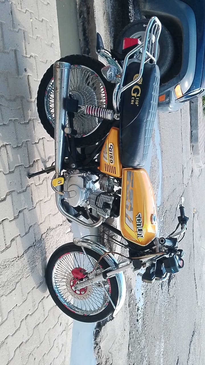 سلام عليكوم عندي هاي درجه لل بيع موديل 2023 سونيك 4كير محرك مامفتوح كبس كهربائية كله شغال دشبول الكتروني درجه بعده سفر مكاني كركوك فيلق منفيس موجود  سعر 480الي مو شراي لايخبره رجاء***********
