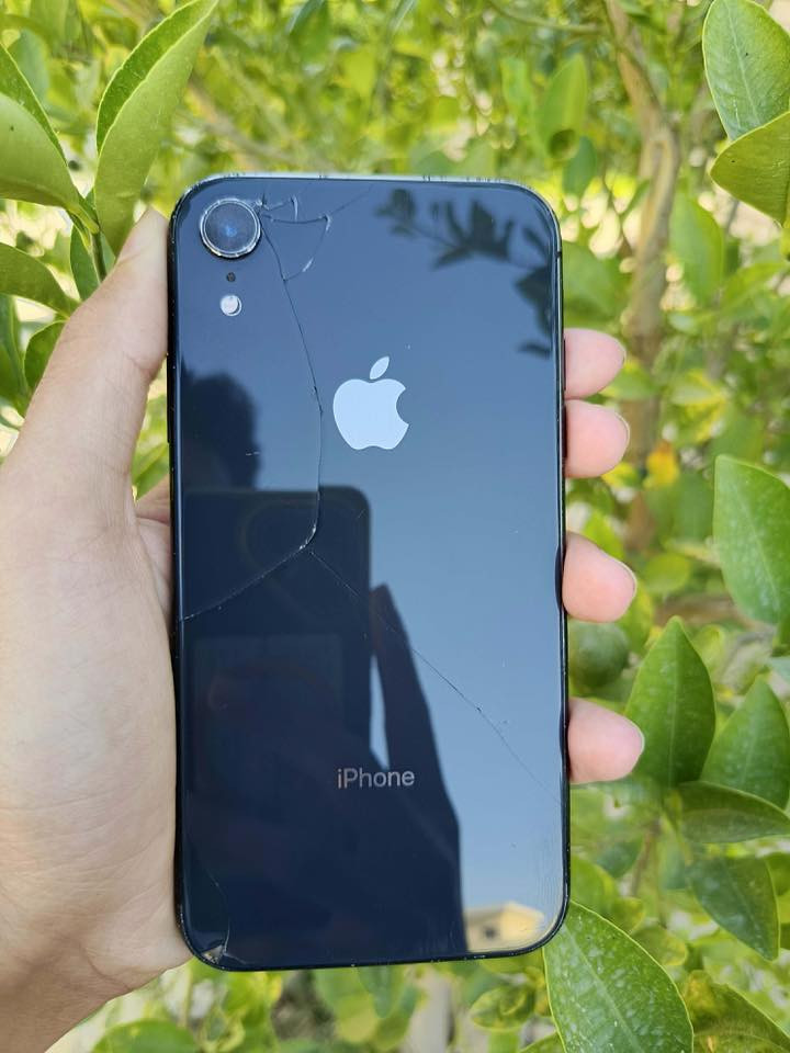السلام عليكم ايفون XR بلادي
مبدل ضهر فقط وبي فطور موضح بالصورة
البطارية 79 الذاكرة 128 فيس ايدي شغال
السعر 175الف وبي مجال المكان الأزركية


**إذا كنت صاحب هذا الإعلان وتريد حذفه لأي سبب، رجاءا أرسل رسالة إلى الدعم الفني**