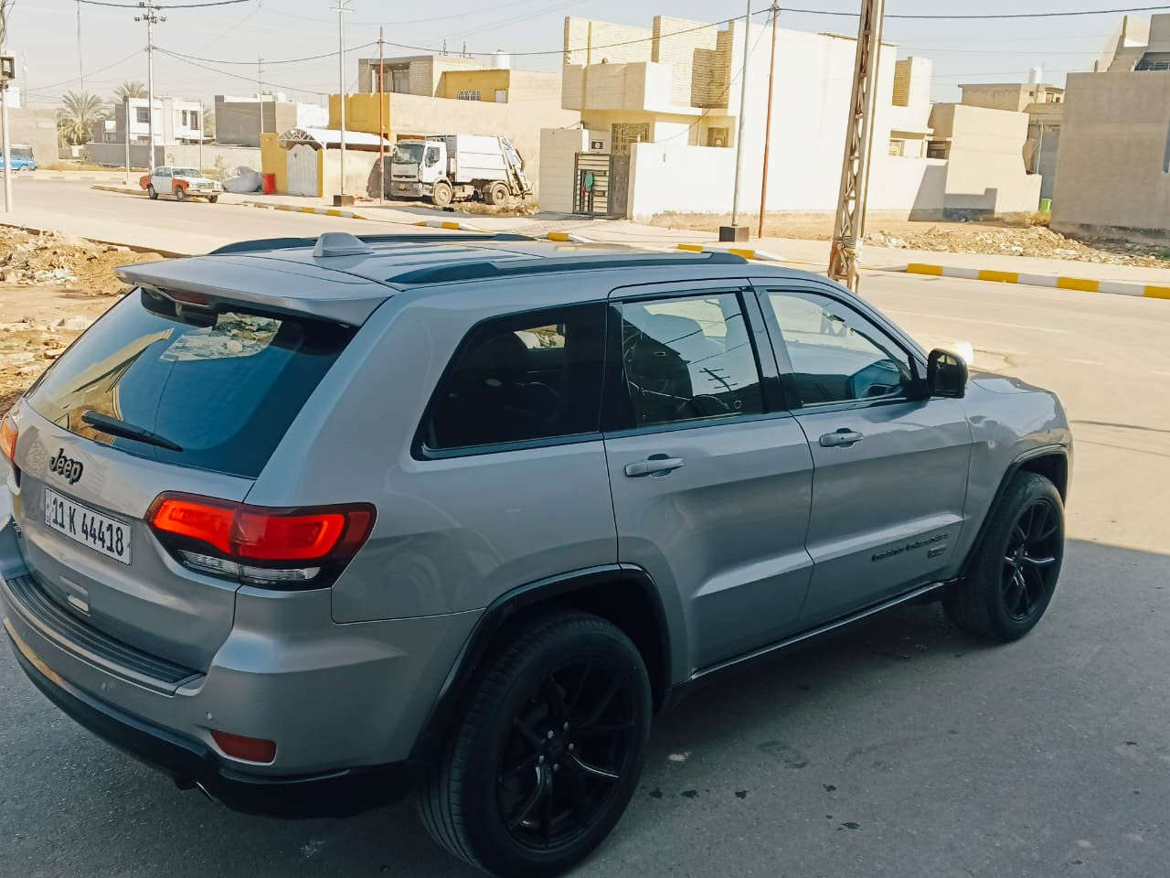 جيب  جراند موديل  2016  مكينه وكير وحداديه وتبريد كفاله وارد أمريكي حادث جاملغ وبنيد رقم بغداد تحويل مباشر السعر ✅167 وبيه مجال بصيط حجم المحرك 3600 

‭0777 128 2472‬
